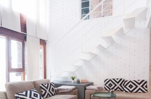 Barri Vell - Santa Creu Apartment | Design and luminous duplex in the old town