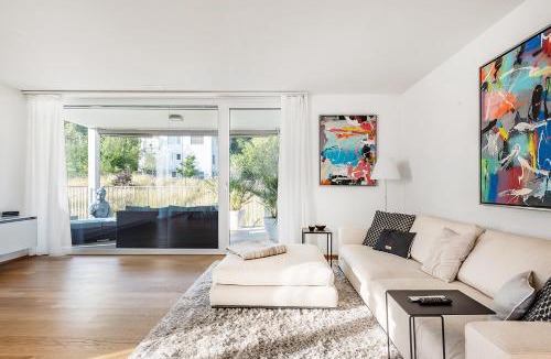 Kreuzlingen Apartment | DESIGN-APARTMENT 2 !Gratis parken, Free Parking!
