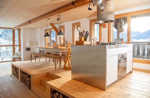 Grisons Ski Chalet | Design chalet with Alpine panorama