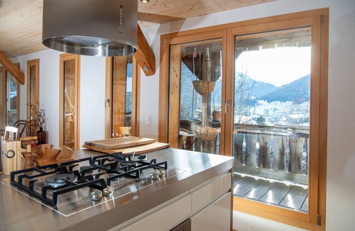 Grisons Ski Chalet | Design chalet with Alpine panorama