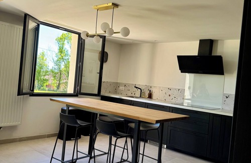 Echourgnac House | Design, Comfort and Elegance
