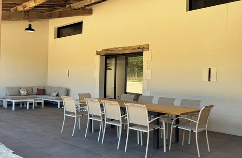 Echourgnac House | Design, Comfort and Elegance