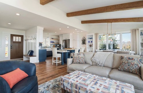 Petoskey House | Design-forward Lake Views Bay Harbor