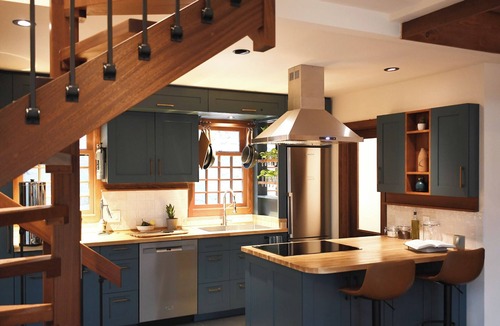 Damascus Cabin | Design-forward retreat, walkable to Callicoon, artesian spring fed