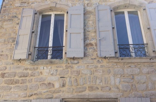 Les Vans Cottage | Design gite in an 18th-century town house