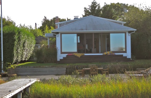 Noyack Cottage | Design House Beachfront Cottage