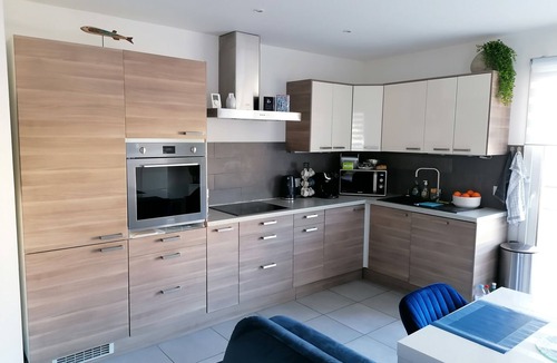 Roquefort-la-Bedoule Apartment | Design T3 61 m2