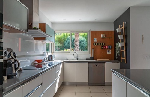 Castelnau-le-Lez House | Design Villa with pool and A/C