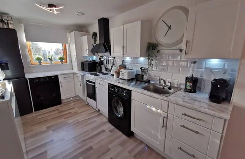 Peterborough House | Designed and decorated in an elegant manner