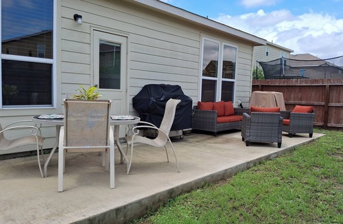 San Antonio House | Designed for Families, Groups & Work Travelers