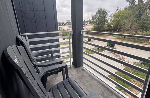 Humble Condo | Designed for teams/groups, this home sleeps 10 in separate sturdy wood bunk beds