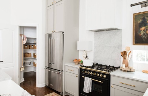 Austin House | Designer 3 bed 2.5 bath spacious cottage-style home in South Austin