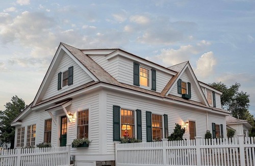 Cape Porpoise House | Designer 3 Bed 3.5 Bath Luxury Home In charming Cape Porpoise near Harbor!