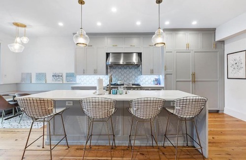 Pennsport House | Designer 3 BR Townhome with Beautiful Backyard