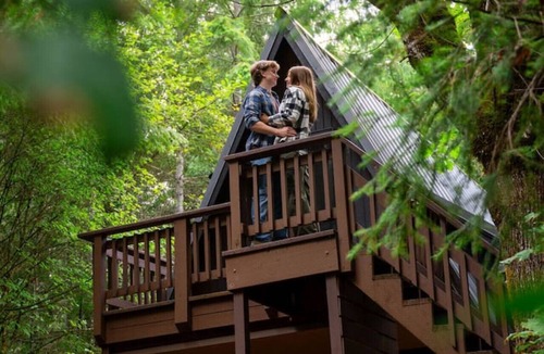 Skykomish Cabin | Designer A-Frame · Forest Hot Tub · Fire Pit