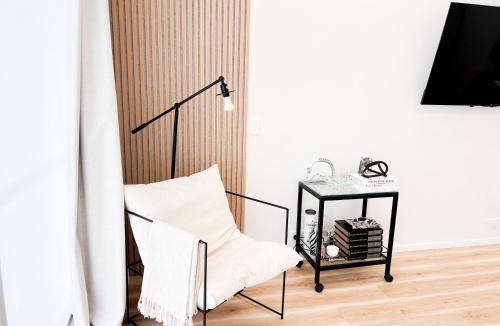 Albany Apartment | Designer Apartment