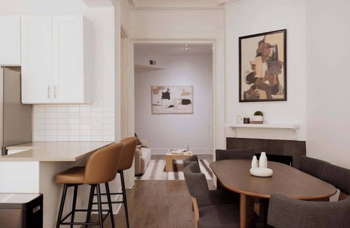 Rush and Division Apartment | Designer Combo Loft 2E & 2W|Gold Coast/River North