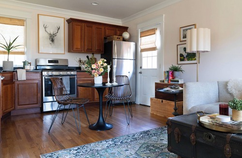 12 South House | Designer cottage in lively 12 South neighborhood