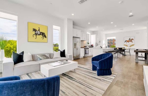 Old East Dallas House | Designer Dallas Home, Rooftop, Kid Friendly Stay