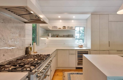 East Hampton North House | Designer East Hampton Farmhouse - Bike to Amagansett, Ocean Beaches, Pool Open