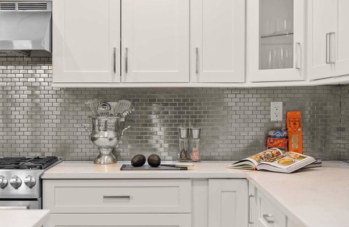 East Harlem Apartment | Designer Harlem Home | 4BR | Sleeps 12