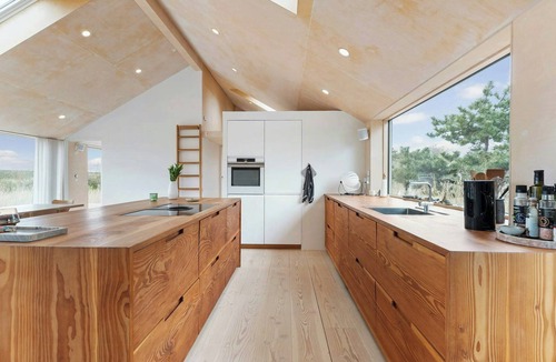 Sjllands Odde House | Designer house with sea view on Odden