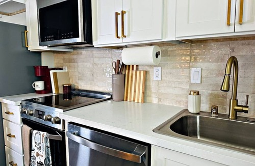 Arden-Arcade House | Designer Luxe Studio | King Suite + Work Space