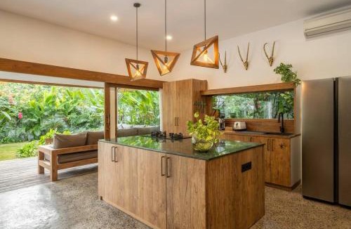 Gili Trawangan Villa | Designer NEW 3BDR - Lush Garden+Pool