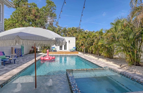 Palma Sola House | Designer Pool Home Guest House Near AMI
