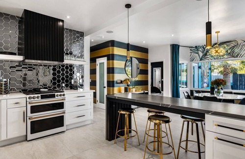 Little Tuscany House | Designer Retreat with Mini-Golf