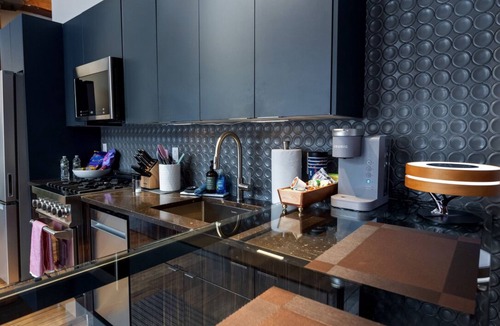 Downtown Syracuse Apartment | Designer's Best 2BR, 2BA Loft - Prime Armory Square Location Downtown Syracuse