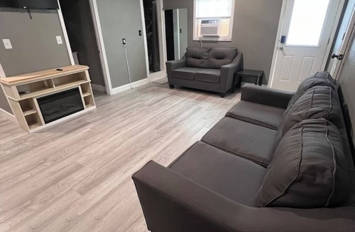 Alexandria Apartment | Designer shower/1beds/airport/coliseum/hospital