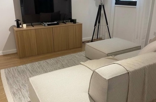 Livesey Apartment | Designer Skyline Apartment