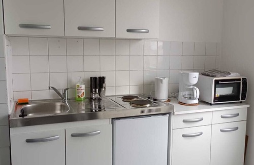 Pantin Apartment | Designer Studio Apartment