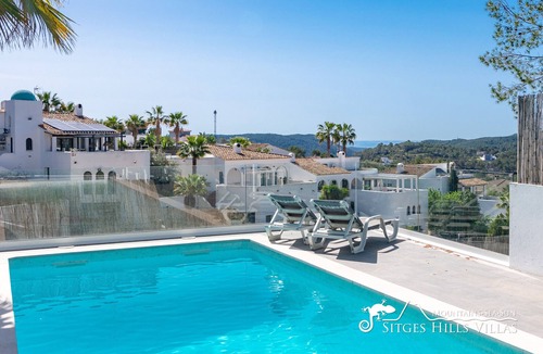 Olivella Villa | Designer Villa Elodie with private pool and space