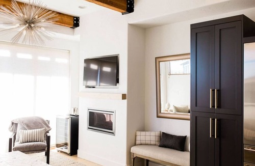 Kimball Junction Villa | Designers Dream with Gorgeous Views. Walkable!