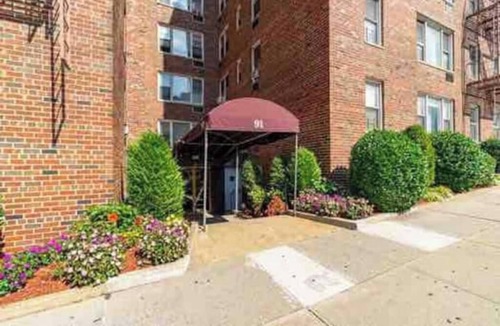 Bedford Park Apartment | Designers One of a Kind Studio!