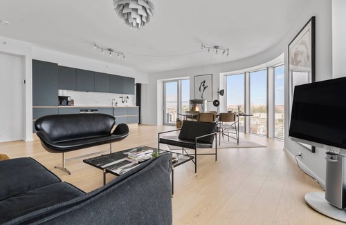 Aarhus C Apartment | Designers penthouse in the clouds