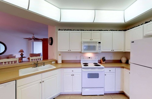 Fort Myers Condo | Desirable Gated Community, Country Club Lifestyle! Ground Floor, Pool, Tennis, Social Membership!