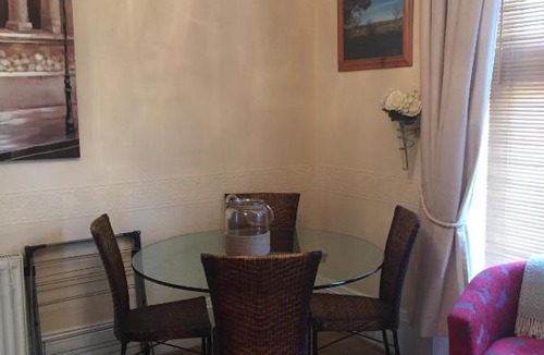 Central Aberdeen Apartment | Deskford House