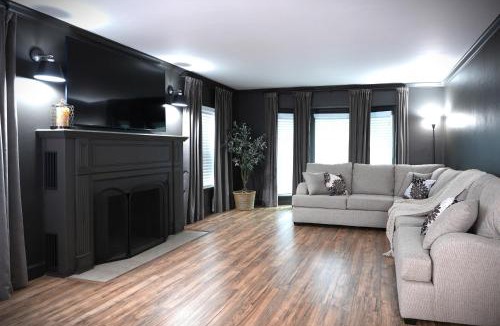 Santa Ana House | Destination #51
