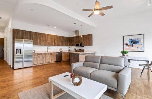 Cedars Apartment | Destination at the Cedars 417