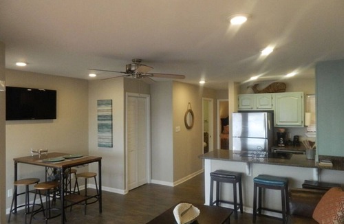 Hot Springs Condo | Destination for Lakefront Relaxation! Newly Remodeled! Multiple Properties!