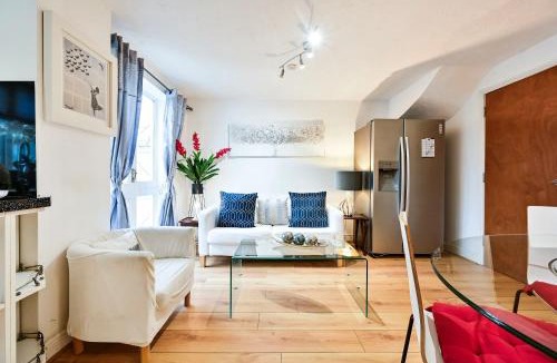 North Woolwich House | Destination London Docklands Riverside