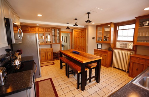 Cooperstown House | Destination, Overlooking Cooperstown, Large Grounds, 6.2 miles from Dreams Park.