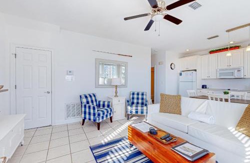Destin Apartment | Destiny Beach Villa #6B