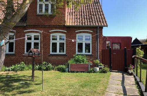 Nyord House | Det lille røde hus