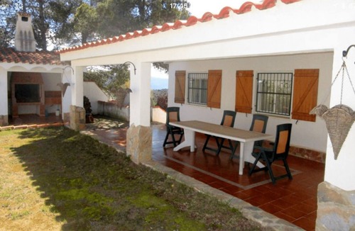 Mogente/Moixent Ski Chalet | Detached Villa with 254 square meters and 1,000 plot with pool