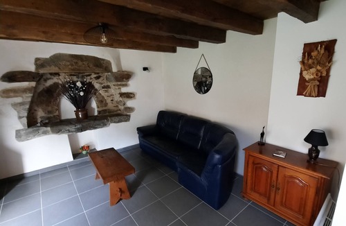 Pradinas Cottage | Detached 19th-century farmhouse in the Ségala region of Aveyron