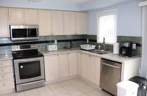 Ajax House | Detached 3 BR home in Ajax,ON
